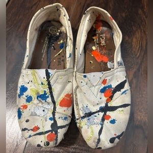 TOMS Splatter Paint